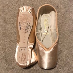Freed Pointe Shoes
